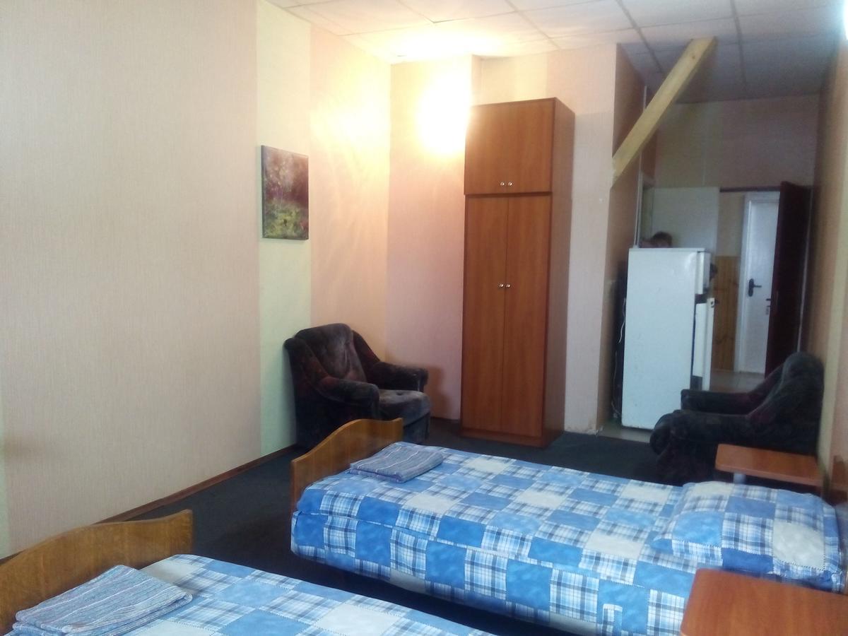 Kadm Motel Минск Екстериор снимка